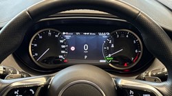 2022 (72) JAGUAR E-PACE 1.5 P300e R-Dynamic HSE 5dr Auto 4663780