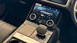 2021 (21) LAND ROVER RANGE ROVER VELAR 3.0 D300 MHEV R-Dynamic HSE 5dr Auto 4664545