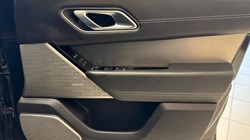 2021 (21) LAND ROVER RANGE ROVER VELAR 3.0 D300 MHEV R-Dynamic HSE 5dr Auto 4664553