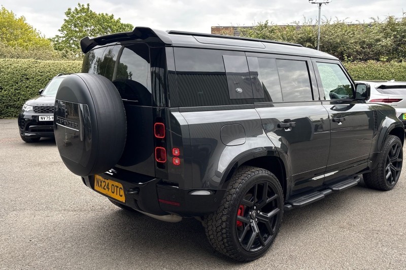 2024 (24) LAND ROVER DEFENDER 3.0 D250 X-Dynamic HSE 110 5dr Auto 5375104