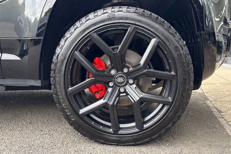 2024 (24) LAND ROVER DEFENDER 3.0 D250 X-Dynamic HSE 110 5dr Auto 5375058