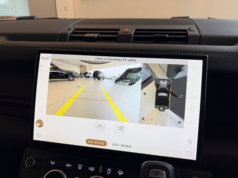 2025 (75) LAND ROVER DEFENDER 3.0 D350 X-Dynamic HSE 90 3dr Auto 5290877