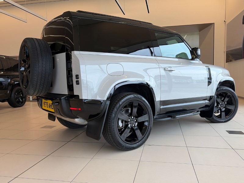 2025 (75) LAND ROVER DEFENDER 3.0 D350 X-Dynamic HSE 90 3dr Auto 5290921