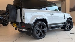 2025 (75) LAND ROVER DEFENDER 3.0 D350 X-Dynamic HSE 90 3dr Auto 5290921
