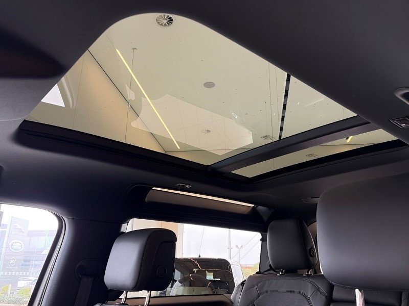 2025 (75) LAND ROVER DEFENDER 3.0 D350 X-Dynamic HSE 90 3dr Auto 5290886