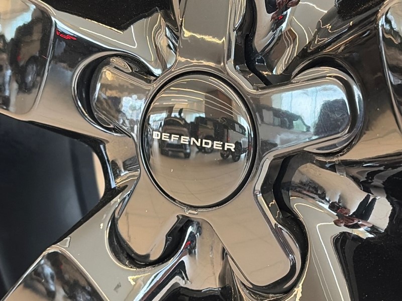2025 (75) LAND ROVER DEFENDER 3.0 D350 X-Dynamic HSE 90 3dr Auto 5290911