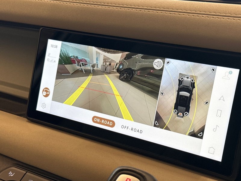 2022 (22) LAND ROVER DEFENDER 3.0 D250 SE 110 5dr Auto 4658441