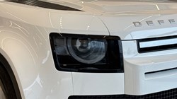 2022 (22) LAND ROVER DEFENDER 3.0 D250 SE 110 5dr Auto 4658446