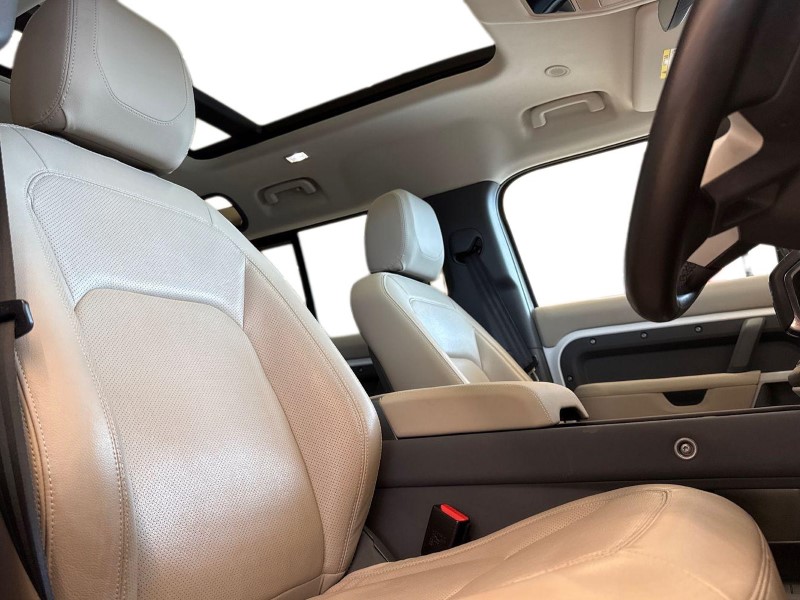 2022 (22) LAND ROVER DEFENDER 3.0 D250 SE 110 5dr Auto 4658454