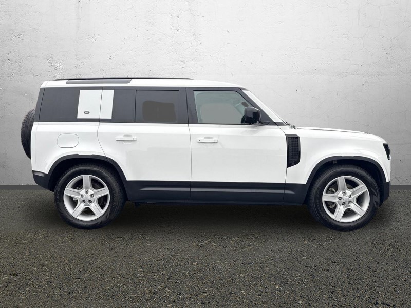 2022 (22) LAND ROVER DEFENDER 3.0 D250 SE 110 5dr Auto 4658434