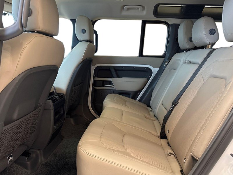 2022 (22) LAND ROVER DEFENDER 3.0 D250 SE 110 5dr Auto 4658433