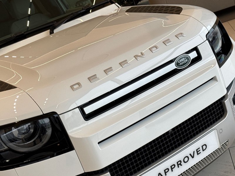 2022 (22) LAND ROVER DEFENDER 3.0 D250 SE 110 5dr Auto 4658469