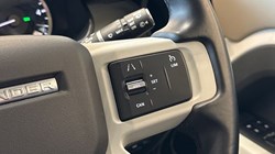 2022 (22) LAND ROVER DEFENDER 3.0 D250 SE 110 5dr Auto 4658457