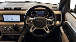 2022 (22) LAND ROVER DEFENDER 3.0 D250 SE 110 5dr Auto 4658444