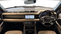 2022 (22) LAND ROVER DEFENDER 3.0 D250 SE 110 5dr Auto 4658438