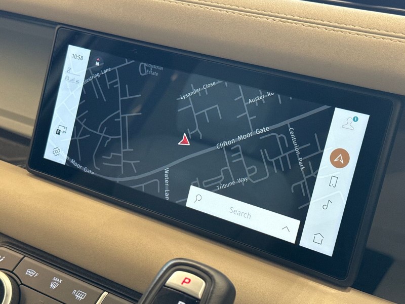 2022 (22) LAND ROVER DEFENDER 3.0 D250 SE 110 5dr Auto 4658459