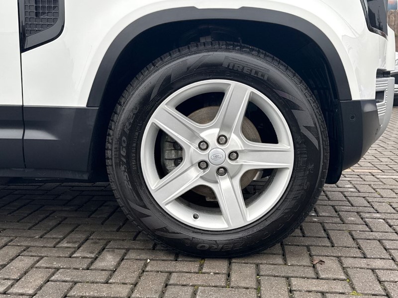 2022 (22) LAND ROVER DEFENDER 3.0 D250 SE 110 5dr Auto 4658437