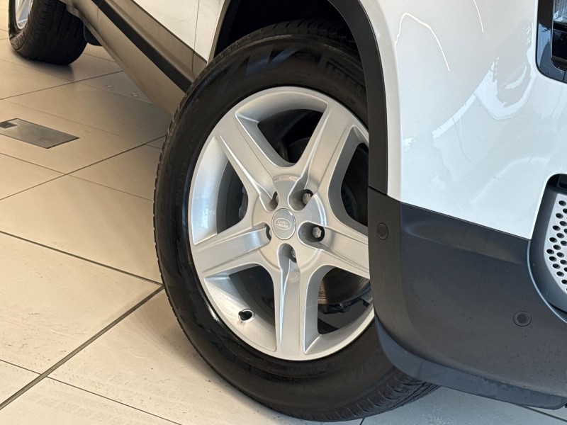 2022 (22) LAND ROVER DEFENDER 3.0 D250 SE 110 5dr Auto 4658470