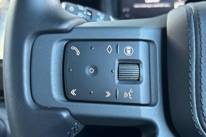 2026 (26) LAND ROVER DEFENDER 3.0 D350 X-Dynamic HSE 90 3dr Auto 5904587