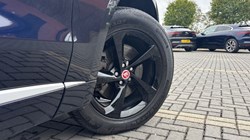 2022 (22) JAGUAR F-PACE 2.0 D200 R-Dynamic S 5dr Auto AWD 4678781