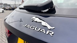 2022 (22) JAGUAR F-PACE 2.0 D200 R-Dynamic S 5dr Auto AWD 4678778