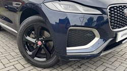 2022 (22) JAGUAR F-PACE 2.0 D200 R-Dynamic S 5dr Auto AWD 4678774