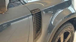 2023 (23) LAND ROVER COMMERCIAL DEFENDER 3.0 D250 Hard Top HSE Auto 4663643
