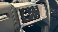 2021 (21) LAND ROVER DISCOVERY 3.0 D300 R-Dynamic HSE 5dr Auto 4683167