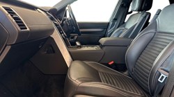 2021 (21) LAND ROVER DISCOVERY 3.0 D300 R-Dynamic HSE 5dr Auto 4683141