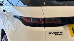 2019 (69) LAND ROVER RANGE ROVER EVOQUE 2.0 D180 R-Dynamic S 5dr Auto 4677893