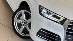 2017 (67) AUDI Q5 2.0 TDI Quattro S Line 5dr S Tronic 4685771