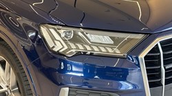 2020 (70) AUDI Q7 50 TDI Quattro S Line 5dr Tiptronic 4682063