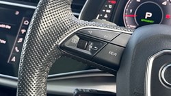 2020 (70) AUDI Q7 50 TDI Quattro S Line 5dr Tiptronic 4682073