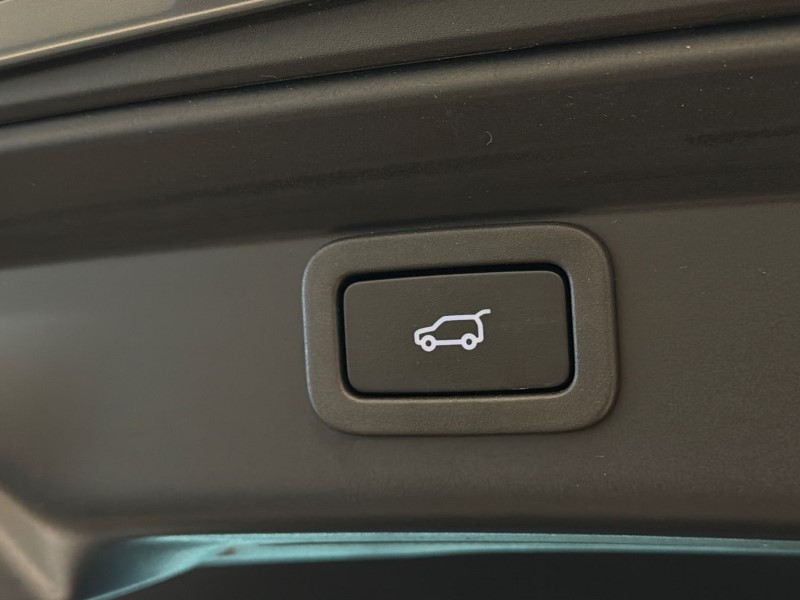 2022 (71) JAGUAR I-PACE 294kW EV400 HSE Black 90kWh 5dr Auto 11kW Charger 5175774