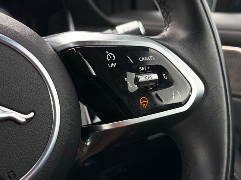 2022 (71) JAGUAR I-PACE 294kW EV400 HSE Black 90kWh 5dr Auto 11kW Charger 5175762