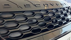 2025 (75) LAND ROVER DISCOVERY 3.0 D350 Dynamic SE 5dr Auto 5416256