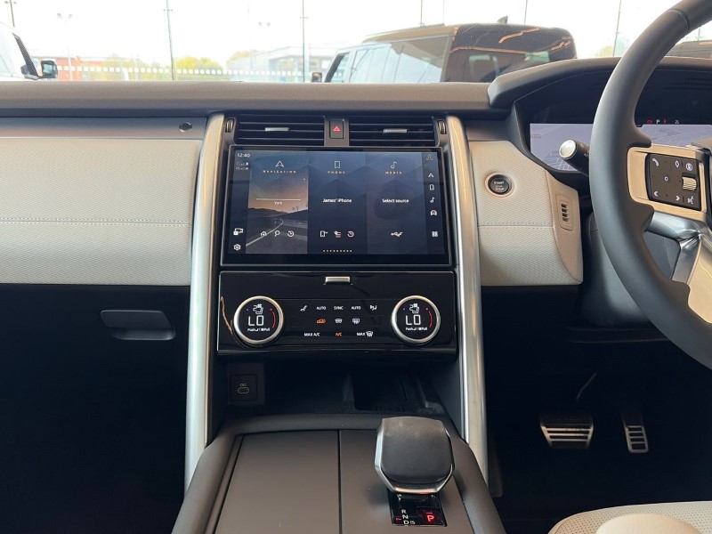 2025 (75) LAND ROVER DISCOVERY 3.0 D350 Dynamic SE 5dr Auto 5416225
