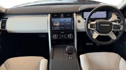 2025 (75) LAND ROVER DISCOVERY 3.0 D350 Dynamic SE 5dr Auto 5416220