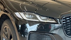 2022 (72) JAGUAR F-PACE 2.0 D200 R-Dynamic Black 5dr Auto AWD 4685645