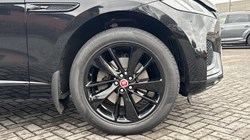 2022 (72) JAGUAR F-PACE 2.0 D200 R-Dynamic Black 5dr Auto AWD 4685636