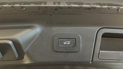 2025 (74) LAND ROVER RANGE ROVER VELAR 2.0 D200 MHEV Dynamic SE 5dr Auto 4740763