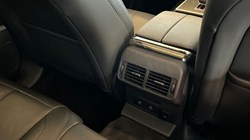 2025 (74) LAND ROVER RANGE ROVER VELAR 2.0 D200 MHEV Dynamic SE 5dr Auto 4740741