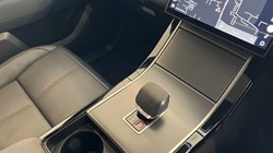 2025 (74) LAND ROVER RANGE ROVER VELAR 2.0 D200 MHEV Dynamic SE 5dr Auto 4740736