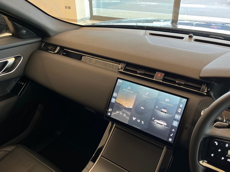 2025 (74) LAND ROVER RANGE ROVER VELAR 2.0 D200 MHEV Dynamic SE 5dr Auto 4740760