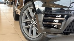 2025 (74) LAND ROVER RANGE ROVER VELAR 2.0 D200 MHEV Dynamic SE 5dr Auto 4740767