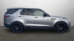 2020 (20) LAND ROVER DISCOVERY 3.0 SD6 HSE 5dr Auto 4696438