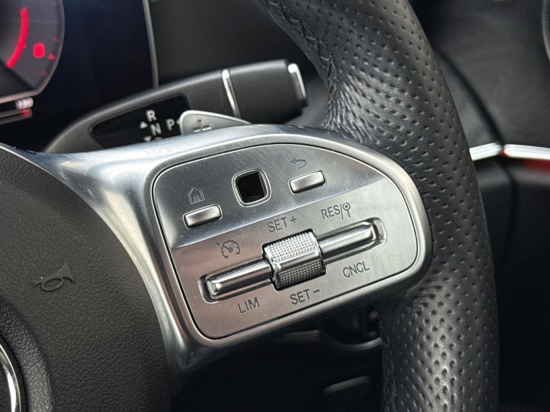 2021 (21) MERCEDES-BENZ E CLASS E400d 4Matic AMG Line Premium 2dr 9G-Tronic 4701823