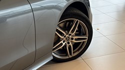 2021 (21) MERCEDES-BENZ E CLASS E400d 4Matic AMG Line Premium 2dr 9G-Tronic 4701841