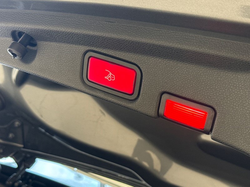 2021 (21) MERCEDES-BENZ E CLASS E400d 4Matic AMG Line Premium 2dr 9G-Tronic 4701833