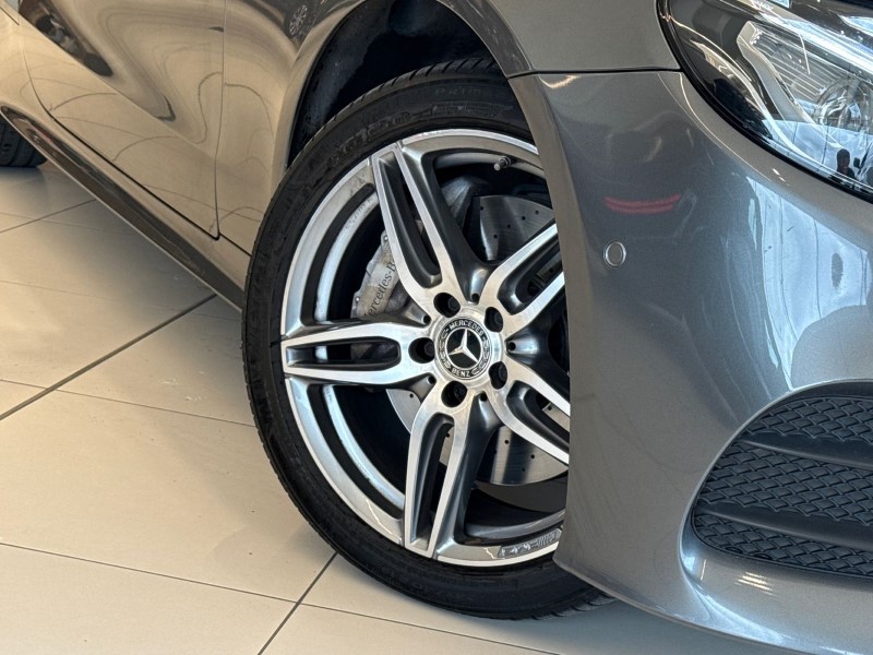 2021 (21) MERCEDES-BENZ E CLASS E400d 4Matic AMG Line Premium 2dr 9G-Tronic 4701836